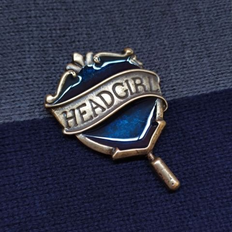 Pin Head Girl Ravenclaw / - Libria Store