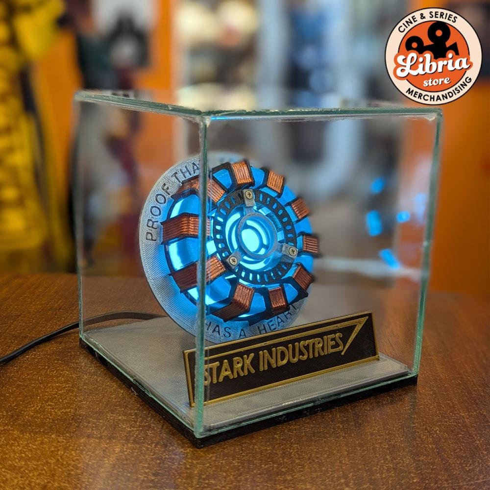 Reactor de Tony Stark en exhibidor de vidrio - Imagen 2
