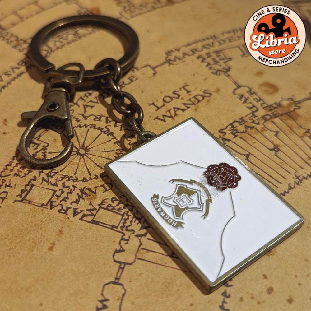 Llavero con carta de Hogwarts