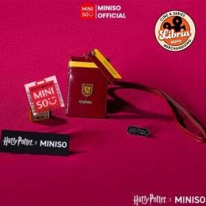 Tarjetero con lanyard Gryffindor